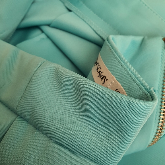 Paper Scissors Pleated Skirt Size 10 - Picture 8 of 8